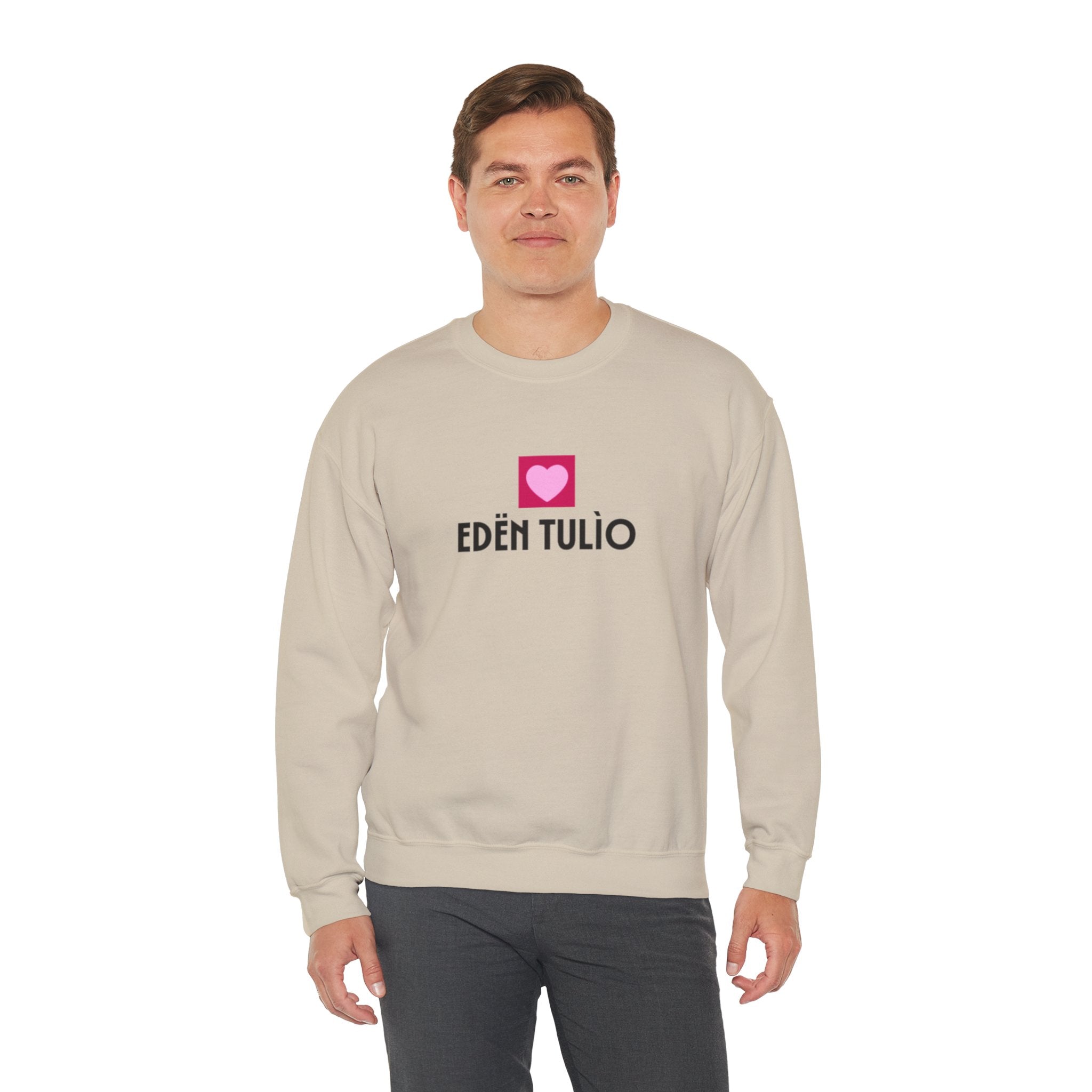 Sweat-shirt love Ras du Cou Unisexe en Mélange Épais  50 % coton et 50 % polyester confort, style et durabilité.